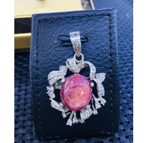 Mặt đá ruby hoa văn