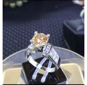 Võ nhẫn xoàn hột chủ 7.2 li giấy chứng nhận GIA