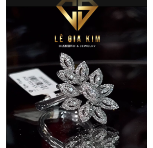 Nhẫn nữ KC hình chiếc lá