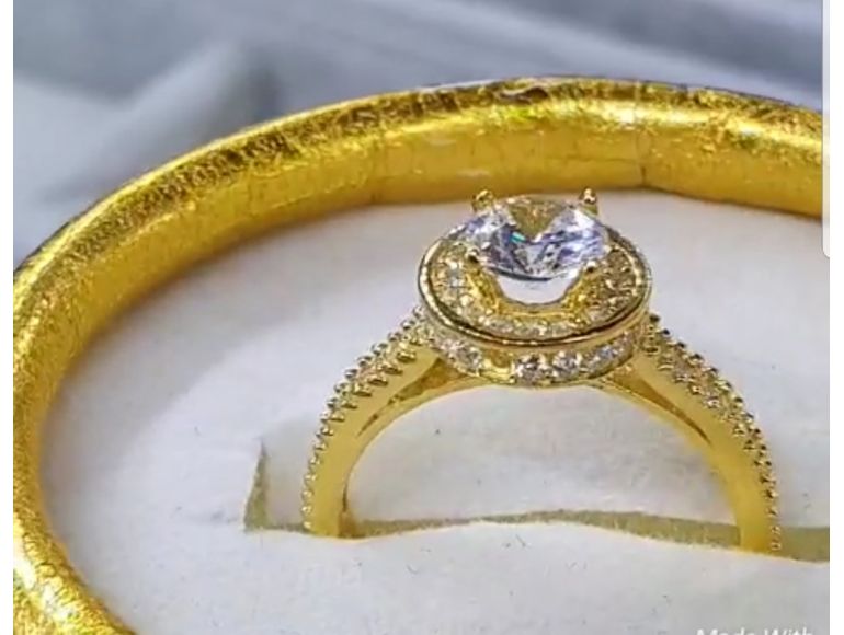 Nhẫn nữ,viên chủ 5.4mm