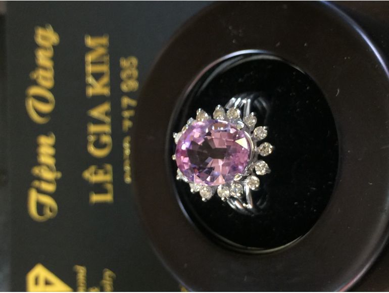 Nhẫn xoàn phối thạch anh tím