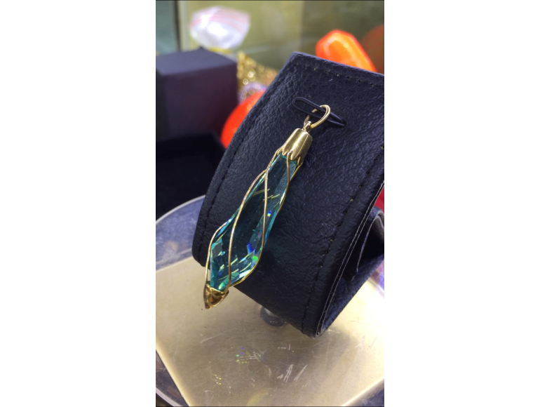 Đá tourmaline