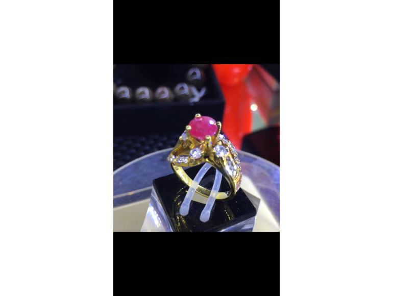 Nhẫn hột ruby 2